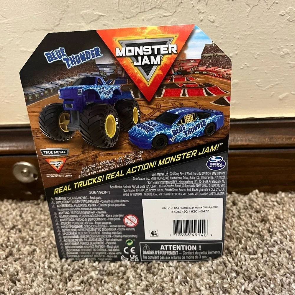 MONSTER JAM 1:64 WALMART EXCLUSIVE BLUE THUNDER TRUCK & CAR 2023 SERIES 3, NEW